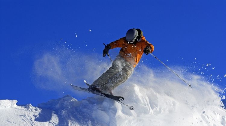 Manali Tour Package with Skiing