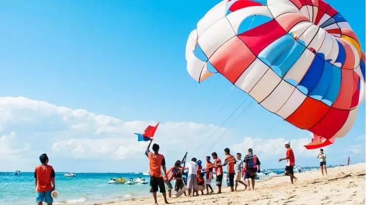 Best Time for Parasailing in Andaman