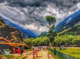 Aru Valley in Kashmir