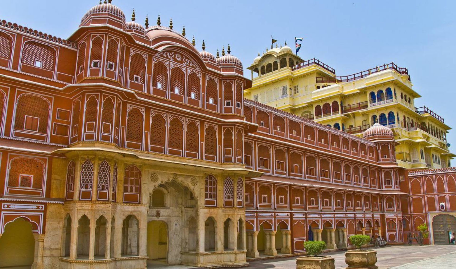 City Palace in Jaipur Rajasthan, Famous Places of Jaipur (552+ Reviews)