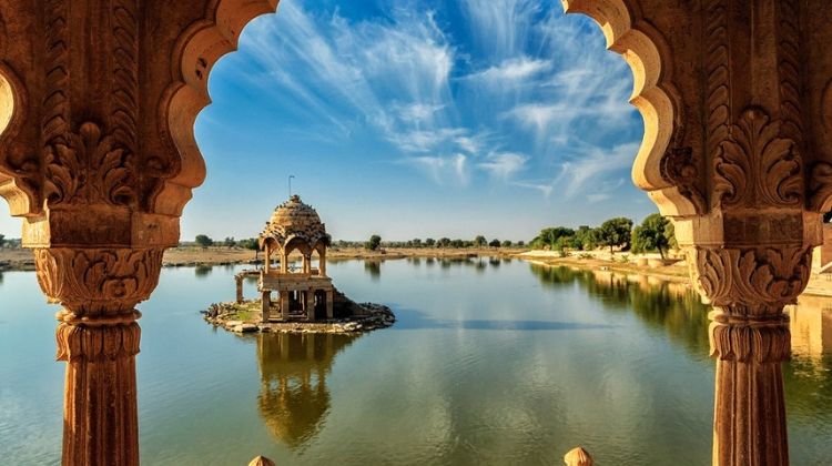 Best Attraction Gadisar Lake in Rajasthan Reviews