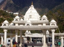 Vaishno Devi Temple in Kashmir
