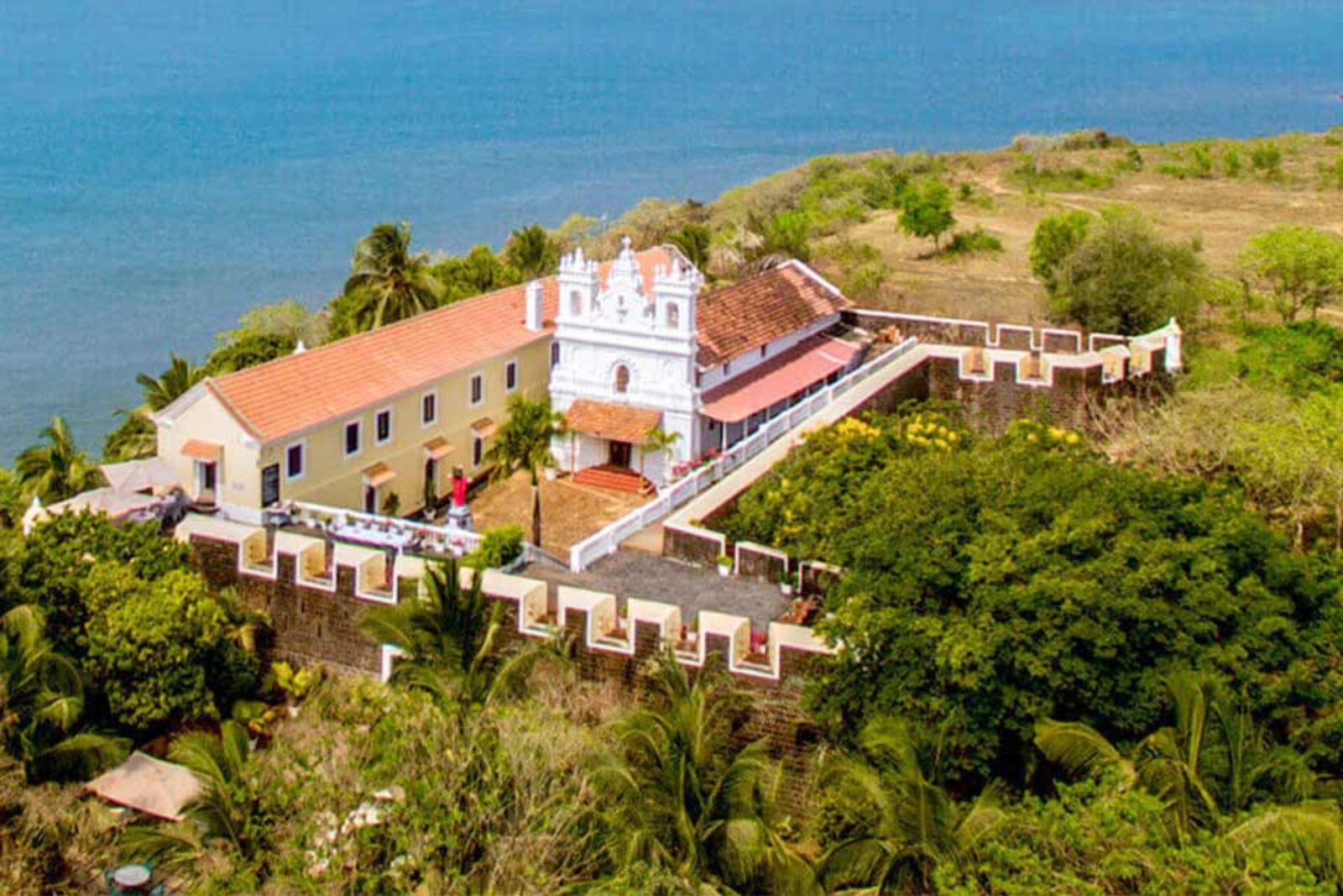 tiracol-fort-in-goa1.png